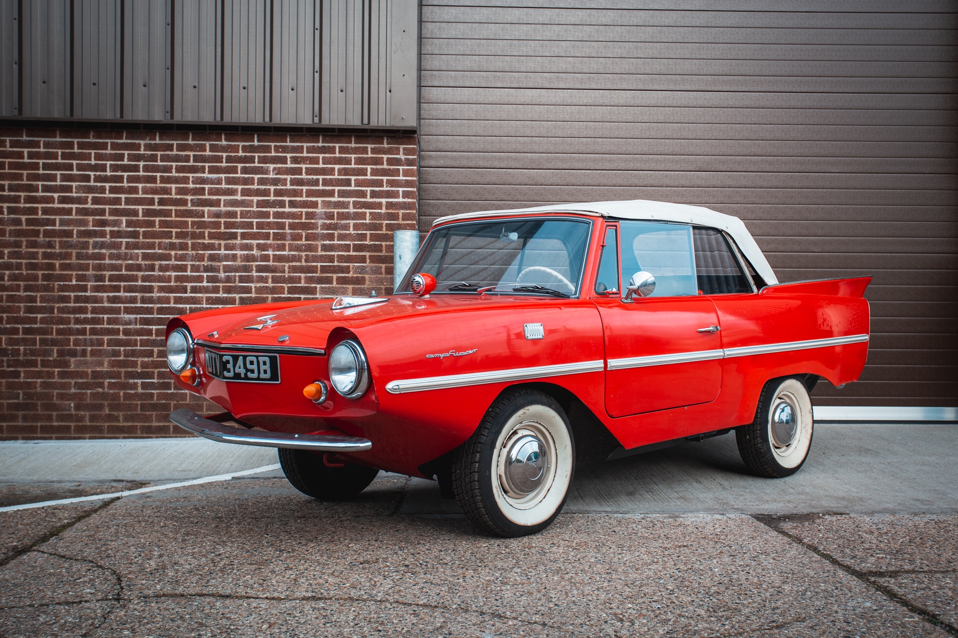 1964 Amphicar 770 arrival 31