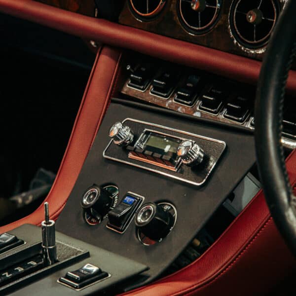 1976 Jensen Interceptor Aircon Regassed 3