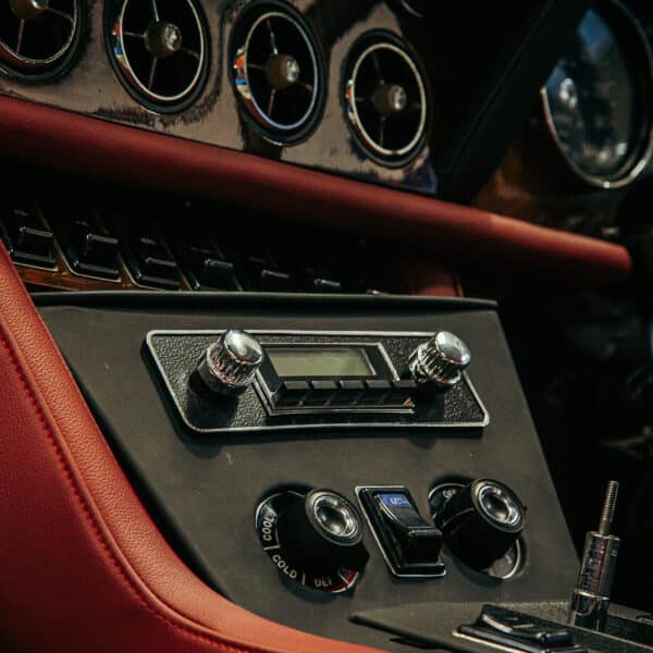 1976 Jensen Interceptor Aircon Regassed 4