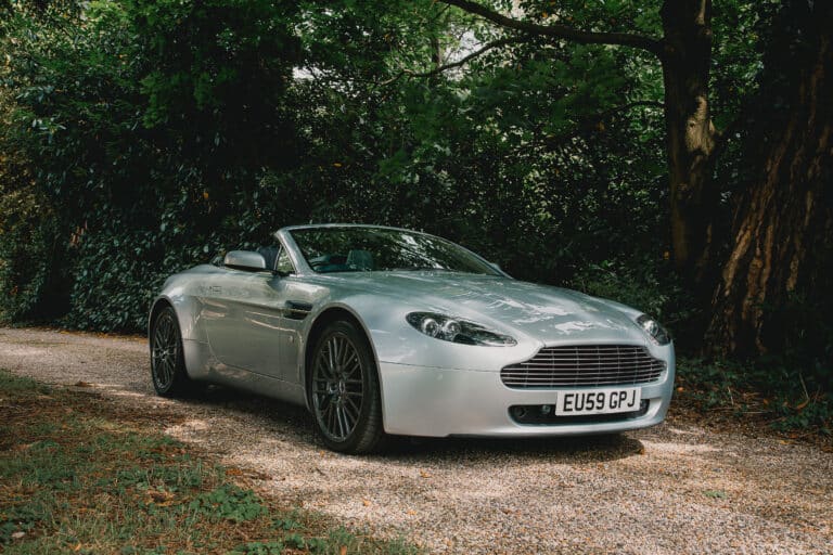 2009 Aston Martin V8 Vantage Roadster Product Photos 36