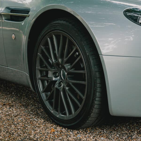 2009 Aston Martin V8 Vantage Roadster - Image 8