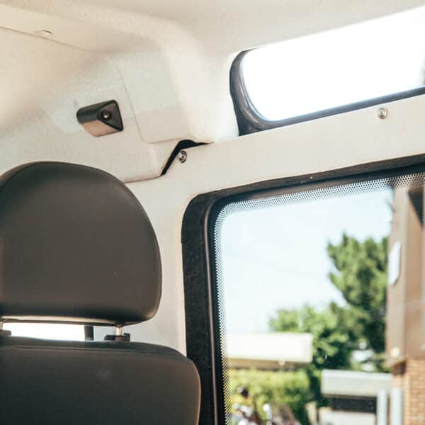 2010 Land Rover Defender 90 Rear Compartment 5