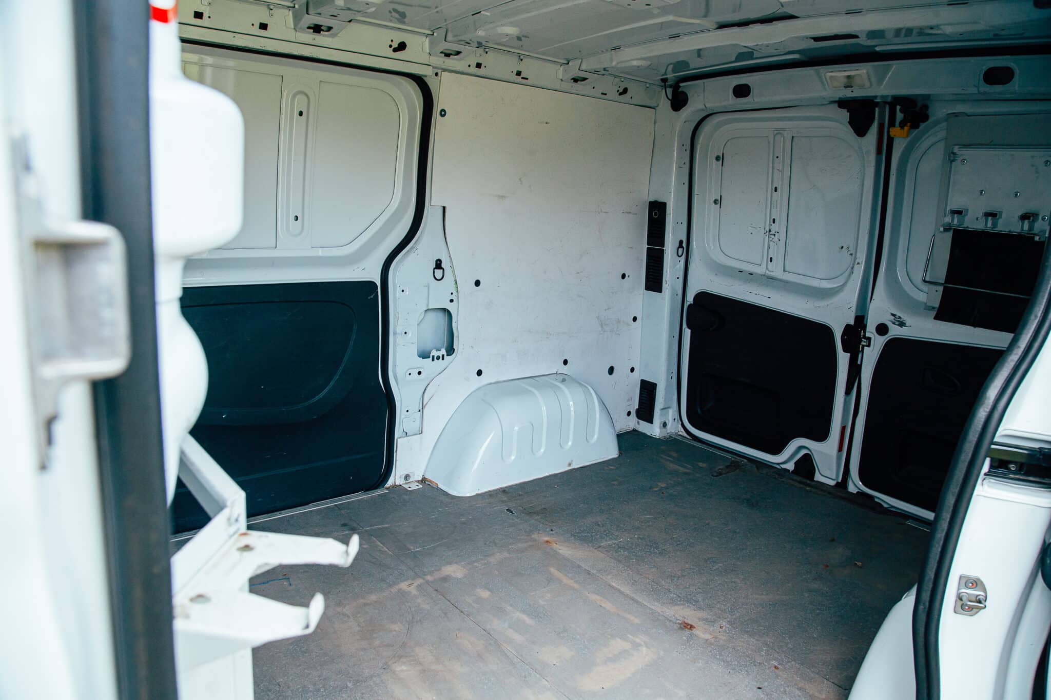 2014 Vauxhall Vivaro Sales Photos 10 scaled