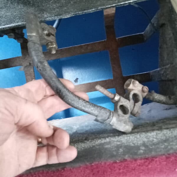 24.07.2025 1956 Jensen 541 Maroon parts swap 2 9