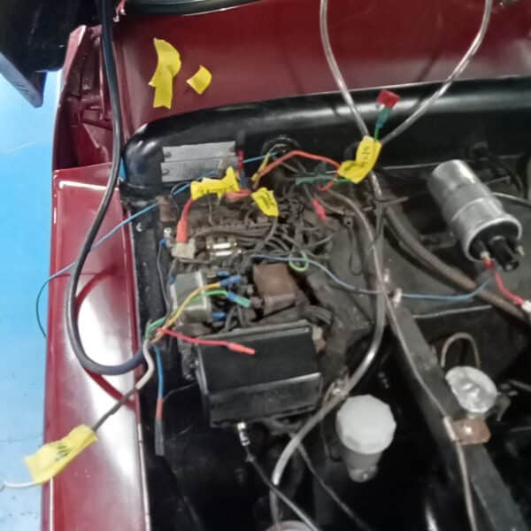 24.07.2025 1956 Jensen 541 Maroon servo 12