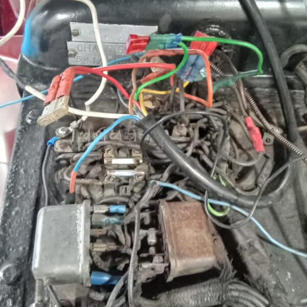 24.07.2025 1956 Jensen 541 Maroon servo 9