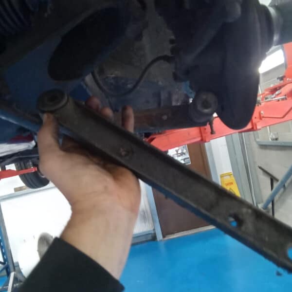 28072025 1967 MGB Roadster bushings 1