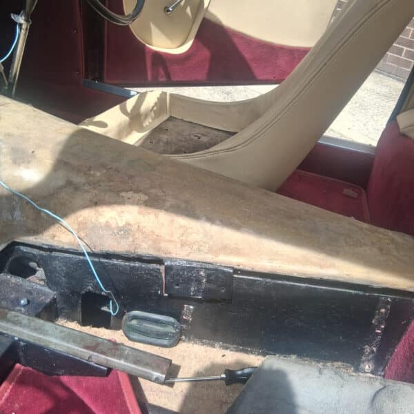 29.07.2025 1956 Jensen 541 Maroon overdrive issue 1