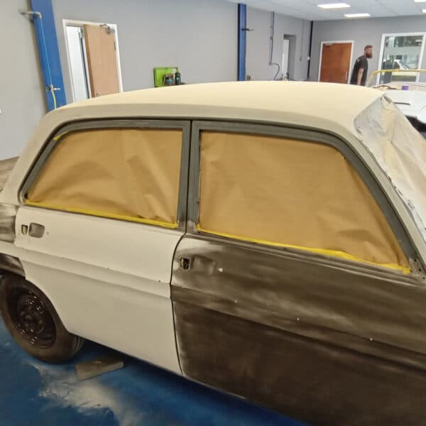 31.07.2025 1969 Audi 70L White Polyfin 3