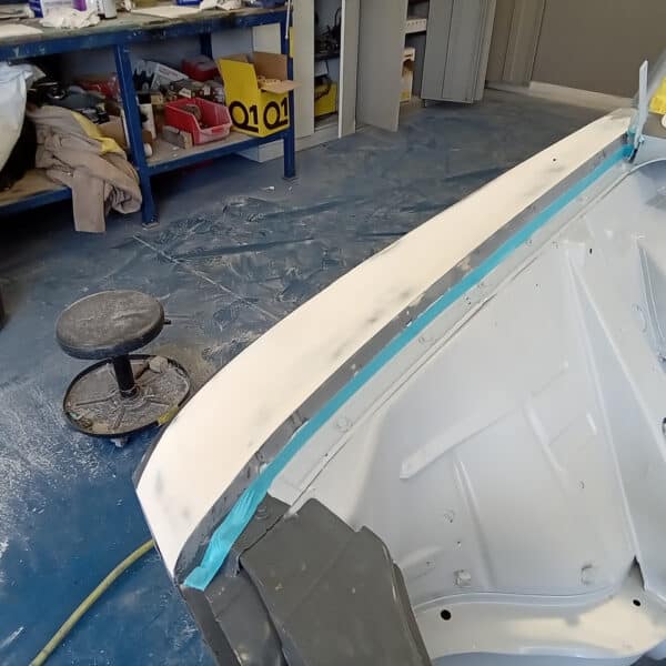 31.07.2025 1969 Audi 70L White filler work done 9