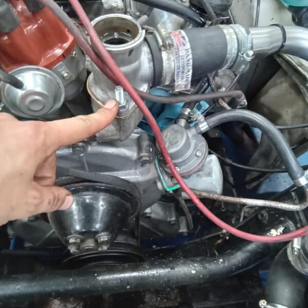 31.07.2025 1979 Reliant Scimitar SE6A Cream Thread cert 1