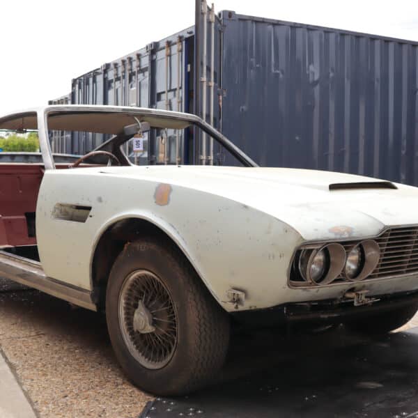 Aston Martin DBS 6 Vantage Arrival 19