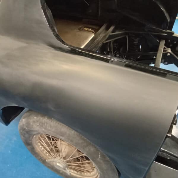 04082025 1953 Aston Martin DB24 paint and polish 13