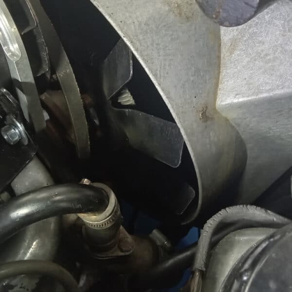 07.08.2025 1964 Daimler 250 V8 Blue Electric Fan 1