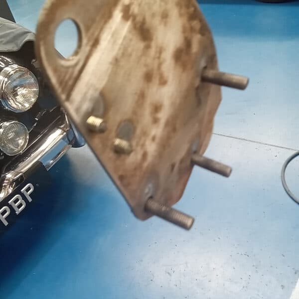 07.08.2025 1964 Daimler 250 V8 Blue Electric Fan 5