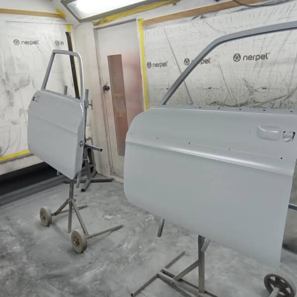 07.08.2025 1969 Audi 70L White Primer 11