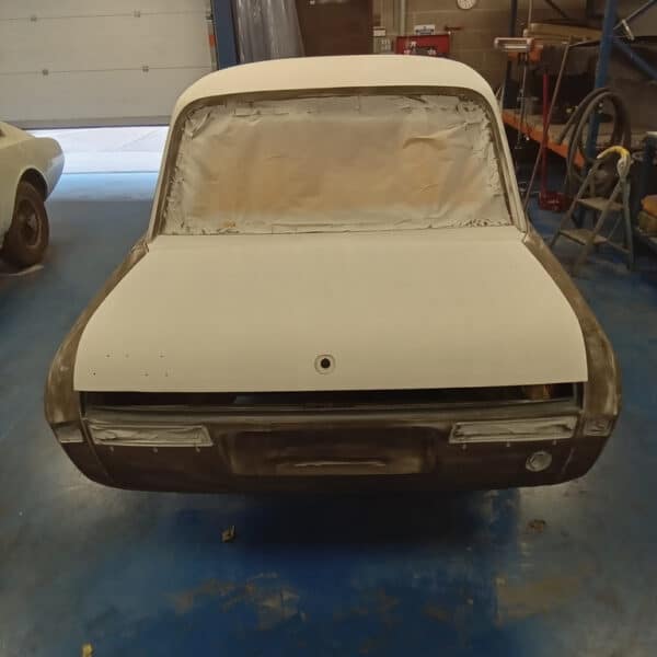 07.08.2025 1969 Audi 70L White sanding 2 1