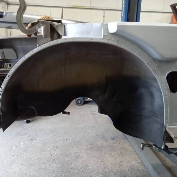 07.08.2025 1978 Mercedes 350SL Red driver inner wheel 6