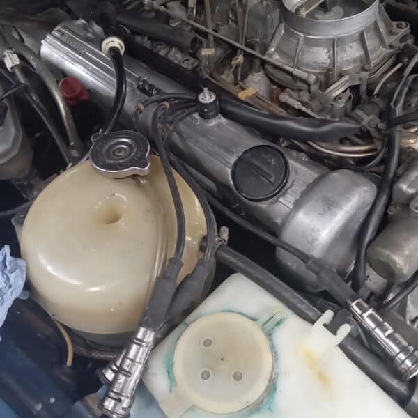 07.08.2025 1985 Mercedes 500SL Blue Repairs 10