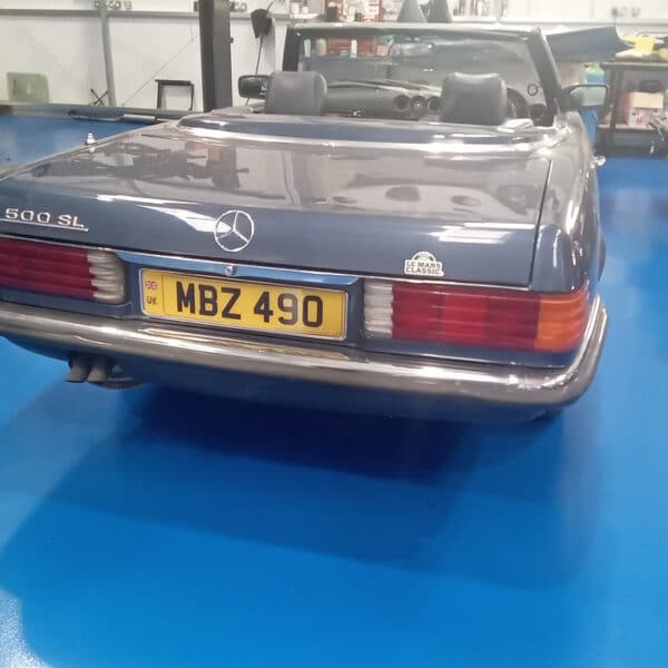 07.08.2025 1985 Mercedes 500SL Blue costumer list of jobs 1