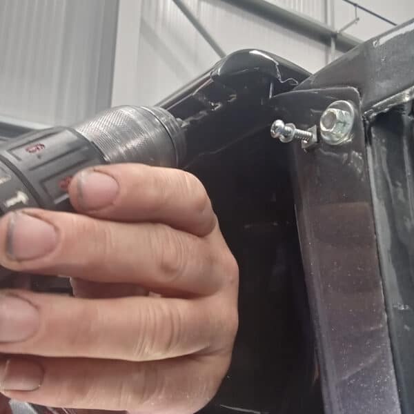 07.08.2025 1987 Mercedes 500 SL Grey front end repairs 2