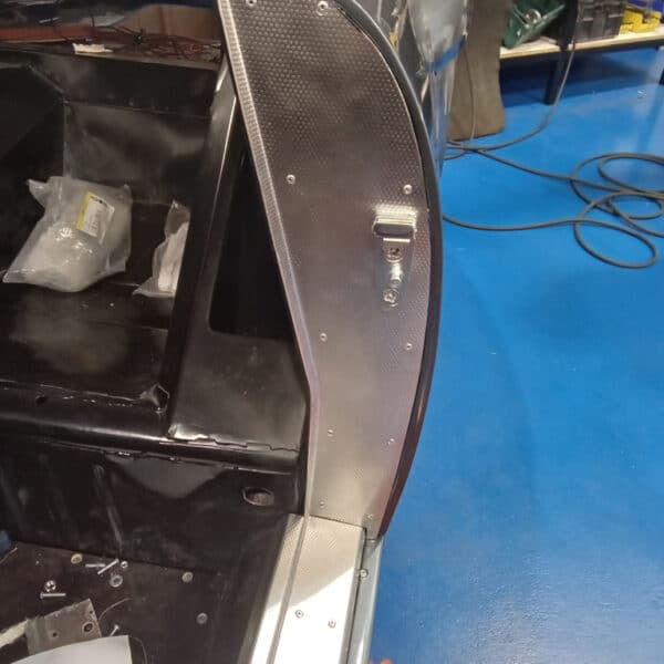 080825 1960 Jensen 541R B Post Trims Started Motor and Steering Column 2