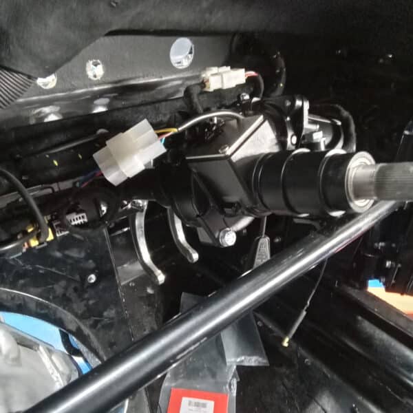 080825 1960 Jensen 541R B Post Trims Started Motor and Steering Column 7