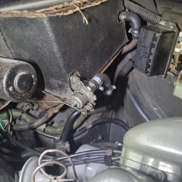 080825 1964 Daimler 250V8 Brakes and Wiring 4