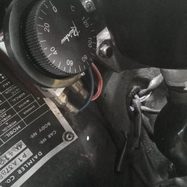 080825 1964 Daimler 250V8 Fan and Servo 19