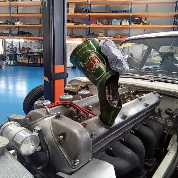 080825 1967 Jaguar E Type Service and New Parts 25