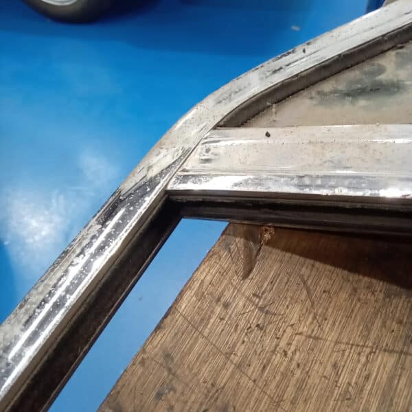 080825 1970 Aston Martin DBS6 Chrome Work 54