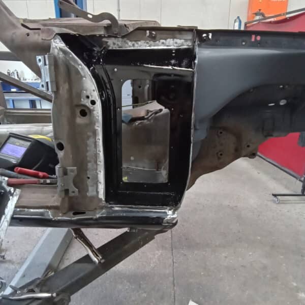 080825 1978 Mercedes 350SL Inner Wing Panels 5