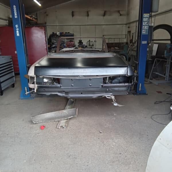 080825 1978 Mercedes 350SL Panel Fit Up 3