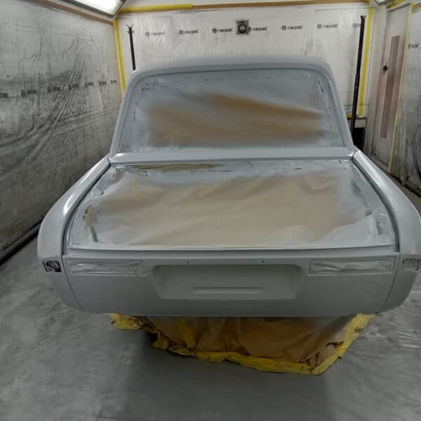 12.08.2025 1969 Audi 70L White primer 12
