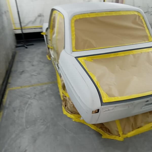 12.08.2025 1969 Audi 70L White primer 2