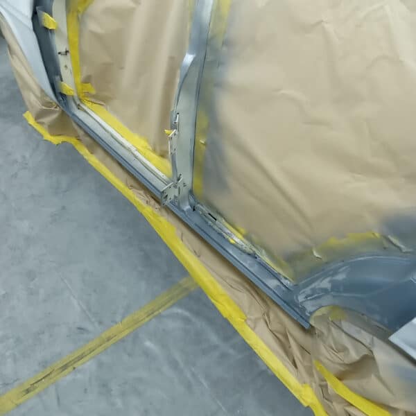 12.08.2025 1969 Audi 70L White primer 5