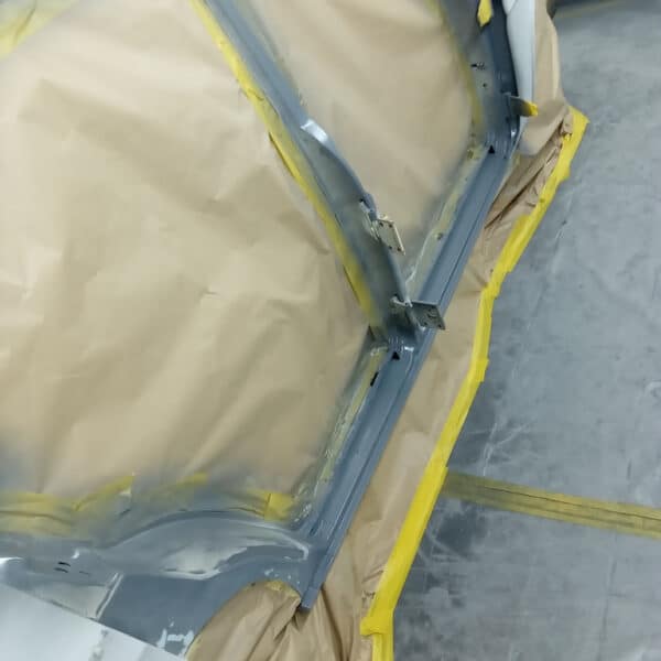 12.08.2025 1969 Audi 70L White primer 8