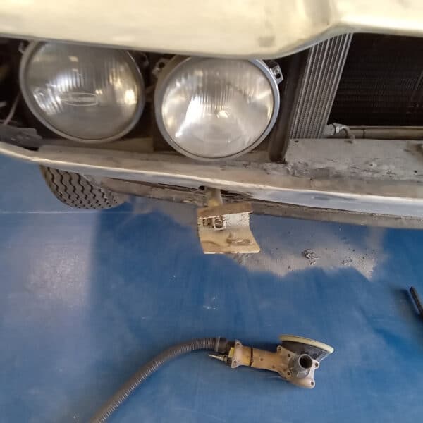 12.08.2025 1970 Aston Martin DBS 6 Vantage White striping 3