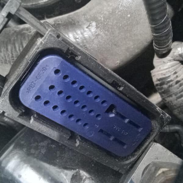 12.08.2025 2002 Ford Thunderbird Black ABS 1