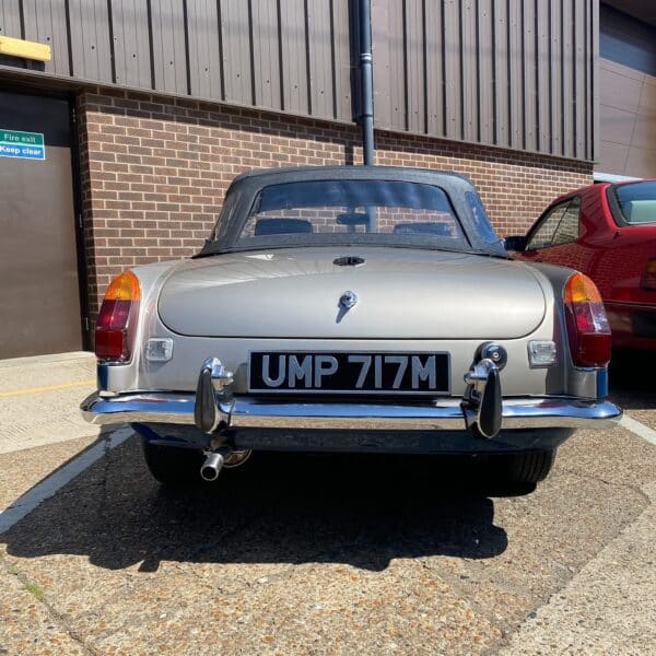 120825 1973 MG B Roadster 1