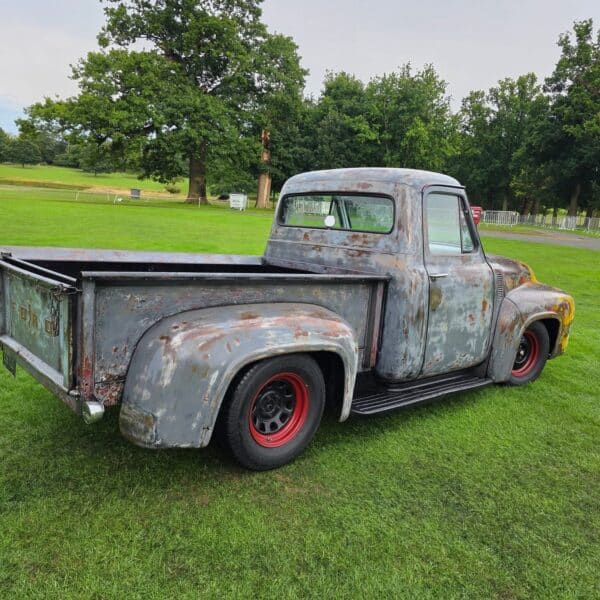 120825 Mauros 1954 Ford F 100 5