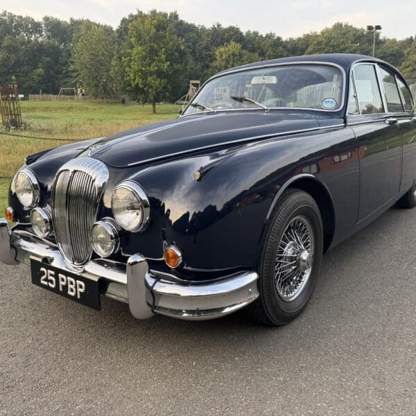 130825 1964 Daimler 250 V8 2