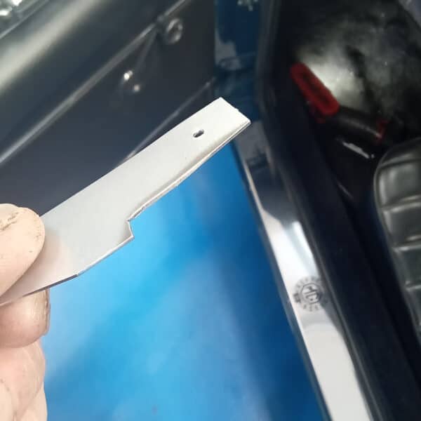 14.08.2025 1973 MG B Roadster Blue minor repairs 14