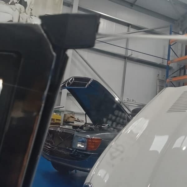 14.08.2025 1973 MG B Roadster Blue minor repairs 7