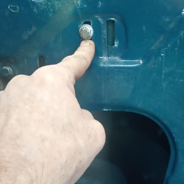 14.08.2025 1973 MG B Roadster Blue minor repairs 8