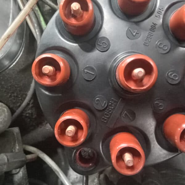 14.08.2025 1985 Mercedes 500 SL Blue ignition system 8