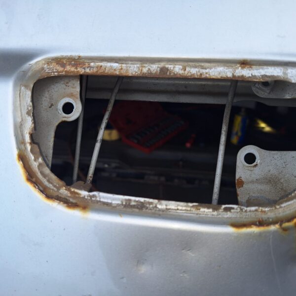 140825 Mercedes Vito bodywork corrections 5