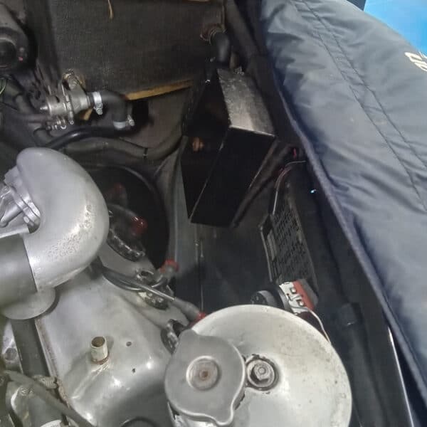 17.08.2025 1964 Daimler 250 V8 Blue Fan Over ride 17