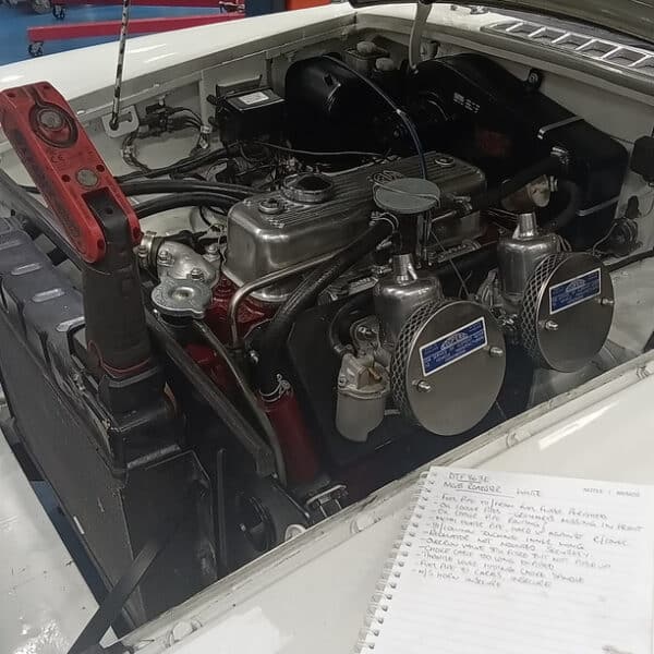 19.08.2025 1967 MG B Roadster White Check Over 4