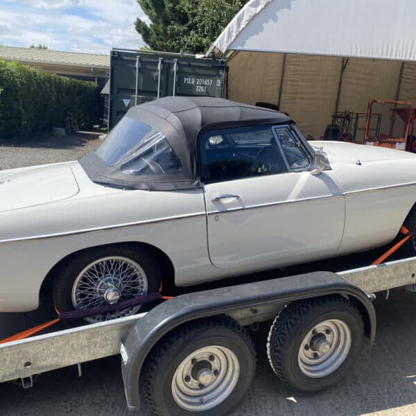 19.08.2025 1967 MG B Roadster White car collection 1 1